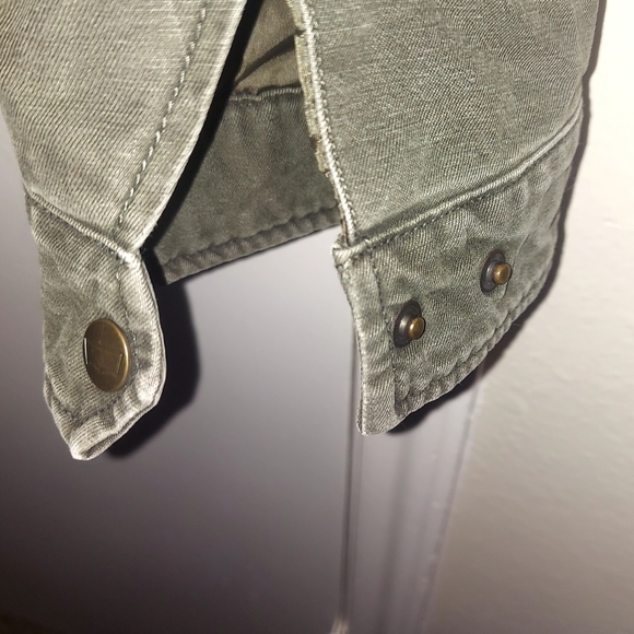 Levi's Military Style Olive Jacket Chesy24 Length 28 - Picture 7 of 10